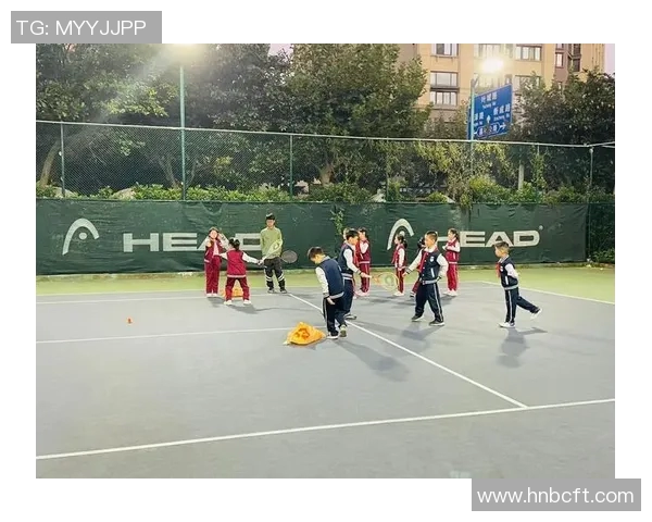 杭州网球队中路突破的战术解析与未来发展展望