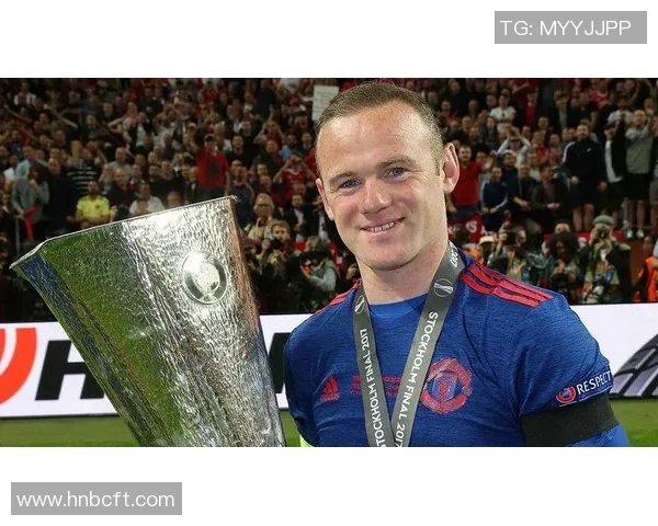 发福后的足球明星们：从巅峰到圆润的精彩人生转变